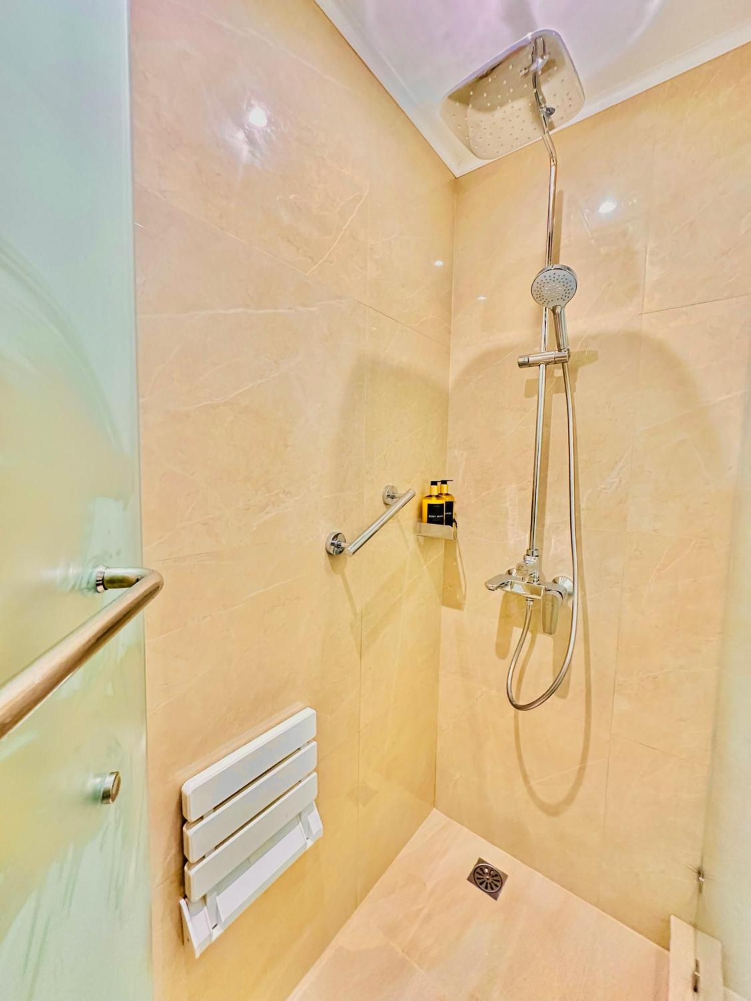 Oceanview Deluxe 1Br Suite La Mirada Lapu-Lapu City Zewnętrze zdjęcie