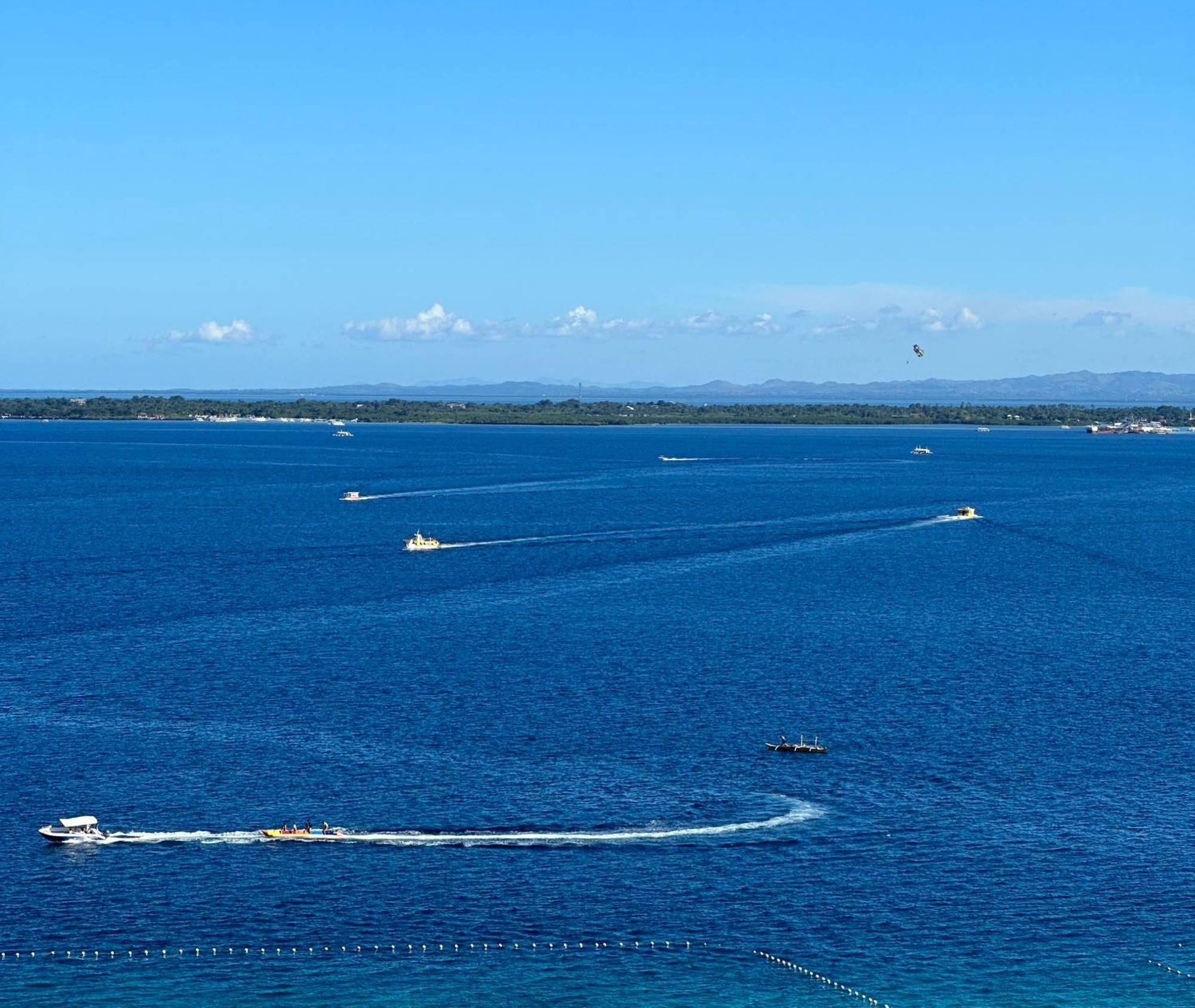 Oceanview Deluxe 1Br Suite La Mirada Lapu-Lapu City Zewnętrze zdjęcie