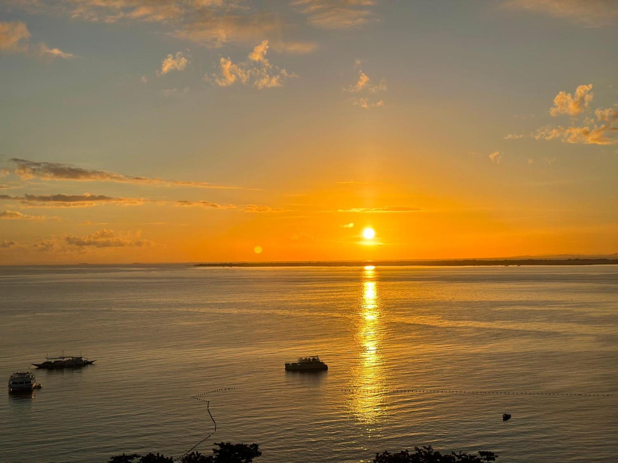 Oceanview Deluxe 1Br Suite La Mirada Lapu-Lapu City Zewnętrze zdjęcie